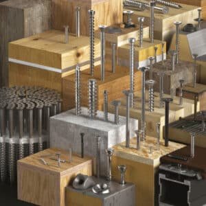 FAMILIA COMPLETA DE TORNILLOS Y FIJACIONES PARA  MADERA Y HORMIGÓN